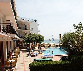 Hotel Reimar サン・アントニオ・デ・カランジャ エクステリア 写真