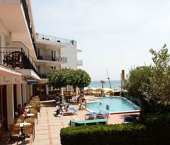 Hotel Reimar サン・アントニオ・デ・カランジャ エクステリア 写真